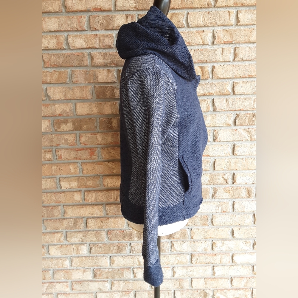 Lucky Brand Blue Long Colorblocked Sleeve Moto Style Textured Jacket. - Picture 6 of 8